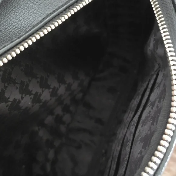 Karl Lagerfeld Black Crossbody Bag - Picture 3 of 5